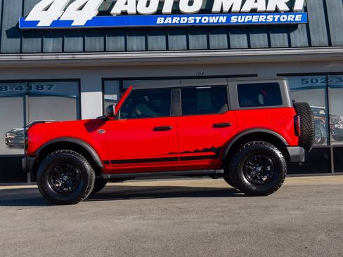Used 2023 Ford Bronco Wildtrak AWD/4WD image 10