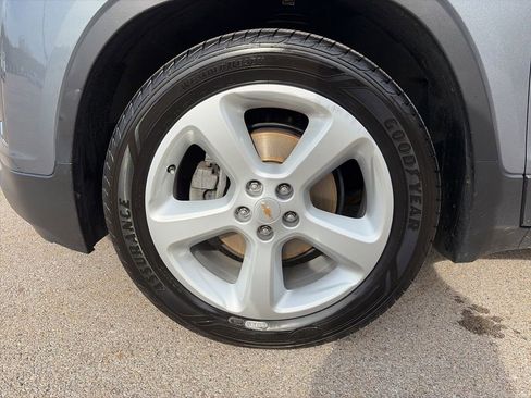 Used 2015 Chevrolet Trax LTZ FWD image 11