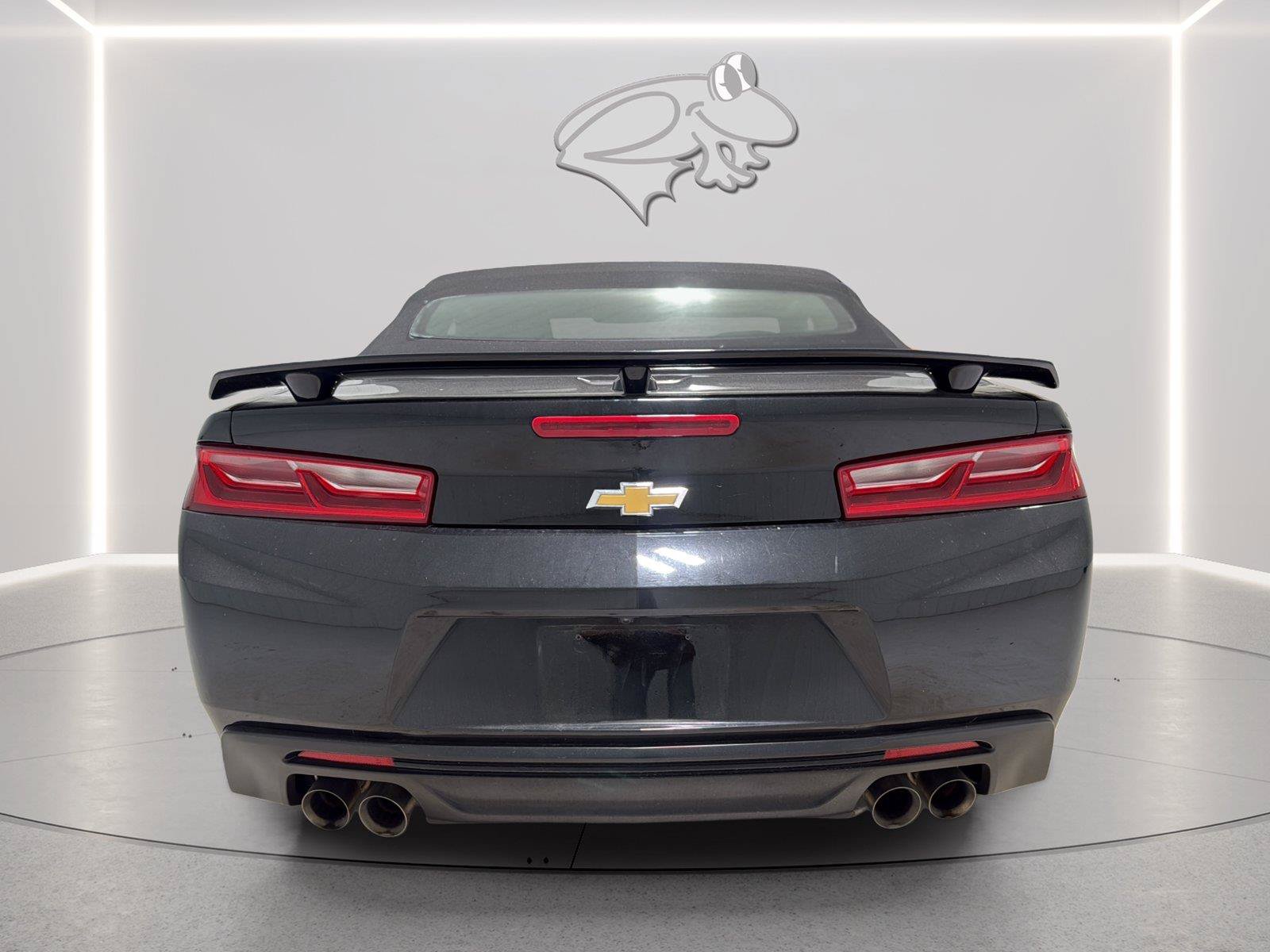 Used 2017 Chevrolet Camaro LT w/ Technology Package RWD image 5