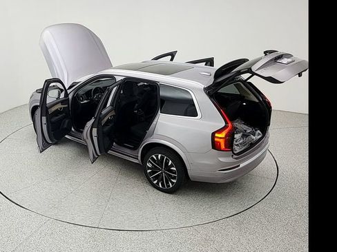 New 2026 Volvo XC90 T8 Plus w/ Protection Package AWD/4WD image 41