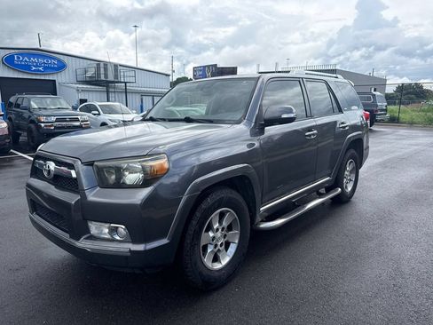 Used 2013 Toyota 4Runner SR5 w/ Convenience Pkg RWD image 1