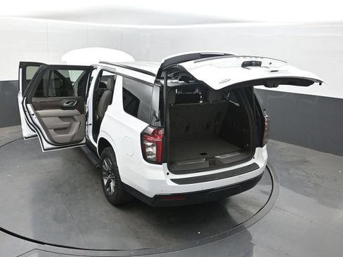 Used 2023 Chevrolet Tahoe Z71 AWD/4WD image 44