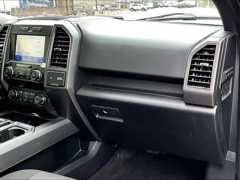 Used 2020 Ford F150 XLT w/ Equipment Group 302A Luxury AWD/4WD image 15