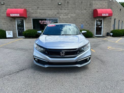 Used 2019 Honda Civic EX image 2