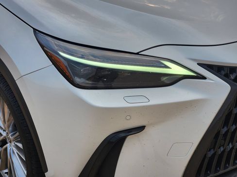 Used 2023 Lexus NX 350h AWD w/ Towing Package (2000 Lbs) image 11
