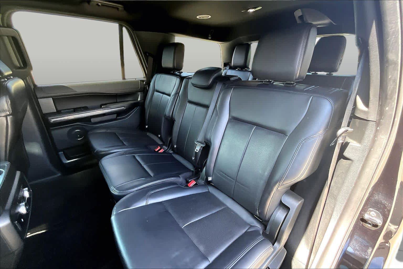 Used 2021 Ford Expedition XLT RWD image 18