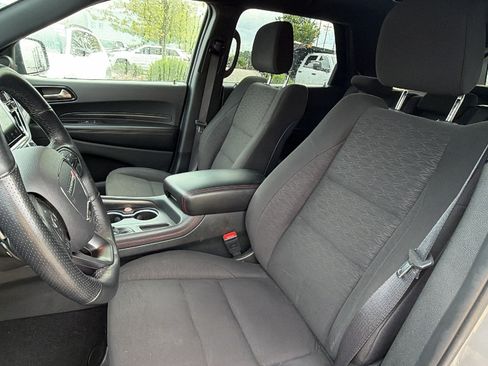 Used 2025 Dodge Durango GT AWD/4WD image 17