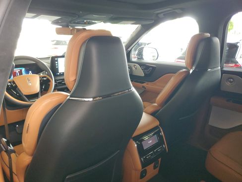 New 2026 Lincoln Aviator Black Label w/ Dynamic Handling Package AWD/4WD image 23