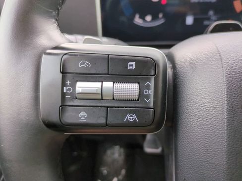 Used 2025 Hyundai Santa Fe SEL FWD image 24