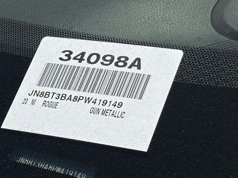 Used 2023 Nissan Rogue SV w/ SV Premium B Package FWD image 33