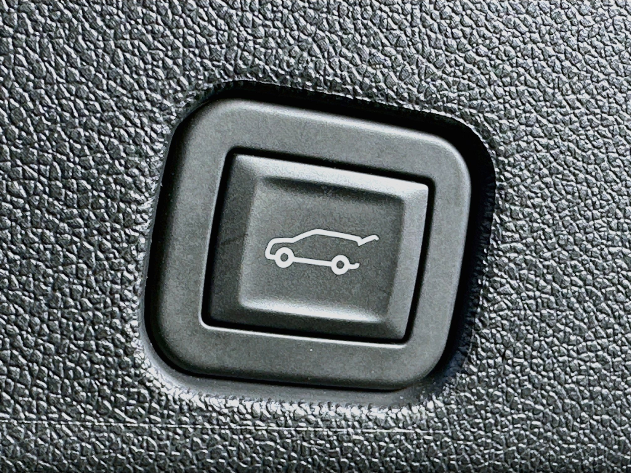 Used 2025 Buick Enclave Preferred FWD image 30
