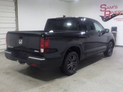 Used 2020 Honda Ridgeline Sport image 4