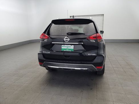 Used 2017 Nissan Rogue SV image 7
