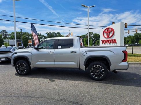 New 2026 Toyota Tundra Limited AWD/4WD image 9