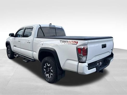 Certified 2022 Toyota Tacoma TRD Off-Road w/ Technology Package AWD/4WD image 4