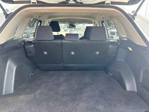 Used 2025 Toyota RAV4 LE AWD/4WD image 10