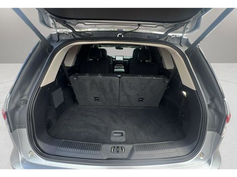 Used 2022 Lincoln Aviator Reserve image 16