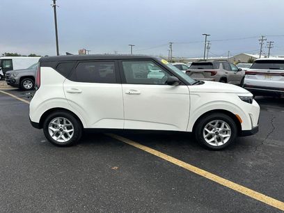 Used 2025 Kia Soul S