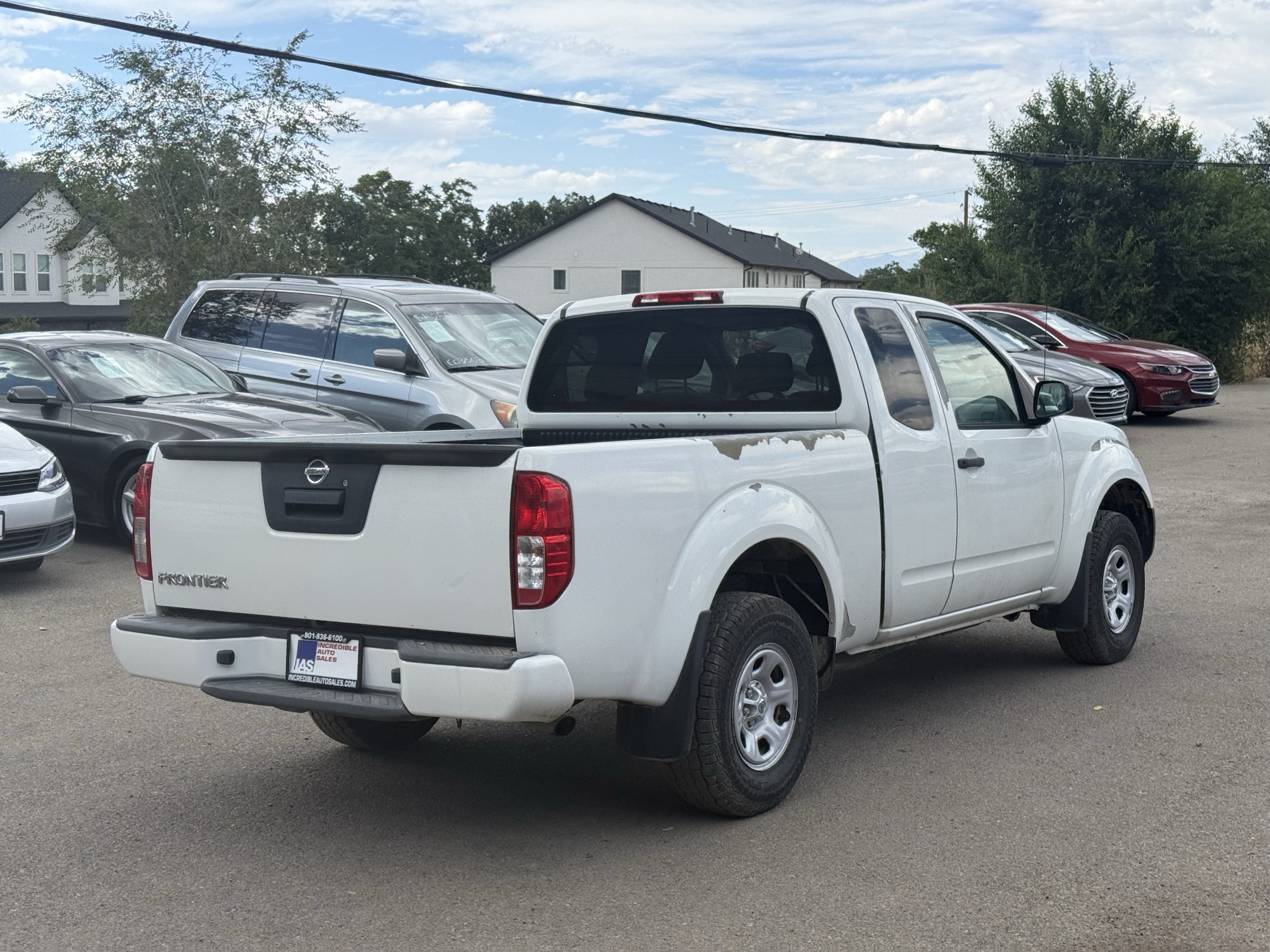 Used 2018 Nissan Frontier S RWD image 4