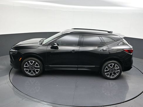 Used 2023 Chevrolet Blazer RS w/ Enhanced Convenience Package FWD image 17