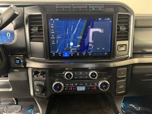Used 2023 Ford F350 Lariat w/ FX4 Off-Road Package AWD/4WD image 21
