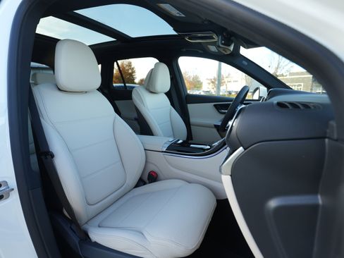 New 2026 Mercedes-Benz GLC 300 4MATIC image 35