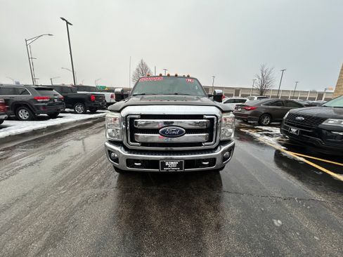 Used 2011 Ford F250 Lariat w/ Lariat Interior Pkg image 2