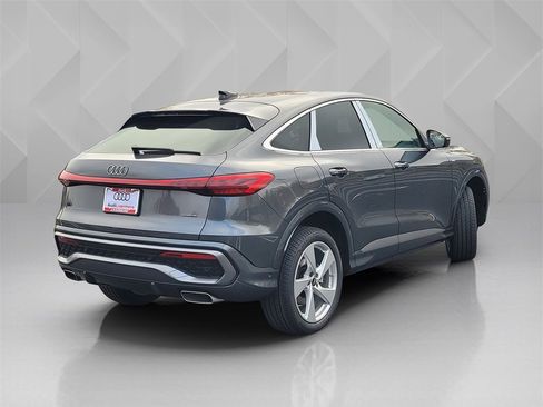 New 2025 Audi Q5 Premium Plus image 4