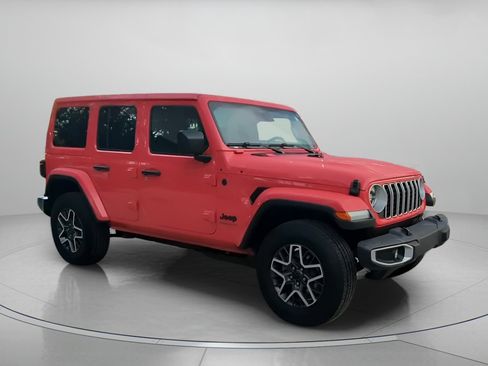 Used 2026 Jeep Wrangler Unlimited Sahara AWD/4WD image 35