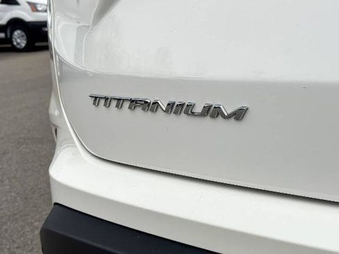 Certified 2022 Ford Edge Titanium image 34