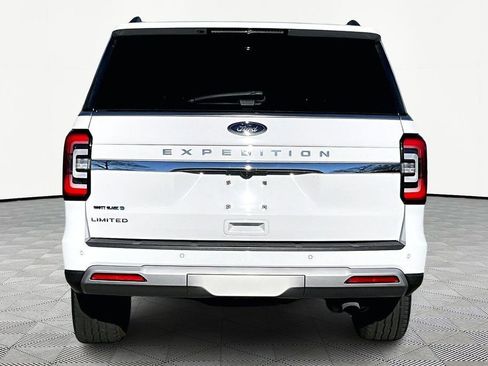 Used 2023 Ford Expedition Limited image 6