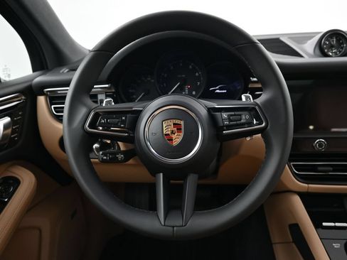 Used 2026 Porsche Macan AWD/4WD image 13