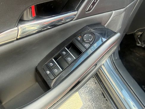 Used 2022 MAZDA CX-30 AWD 2.5 S w/ Preferred Package image 11