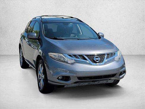 Used 2013 Nissan Murano LE w/ Platinum Pkg FWD image 3