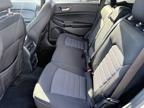 Used 2023 Ford Edge SE w/ Black Appearance Package AWD/4WD image 7