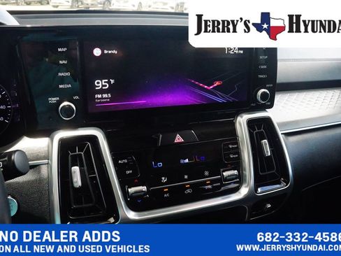 Used 2021 Kia Sorento SX AWD/4WD image 12