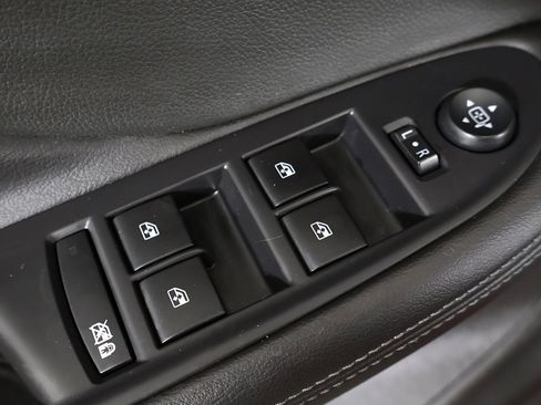 Used 2019 Buick Envision Essence image 40