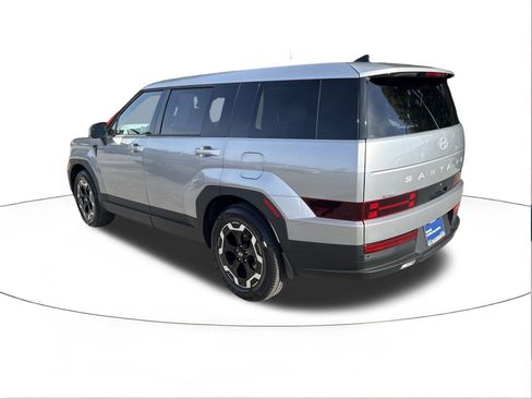 Certified 2026 Hyundai Santa Fe SE image 5