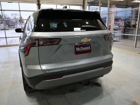 New 2026 Chevrolet Equinox LT w/ Convenience Package II image 6