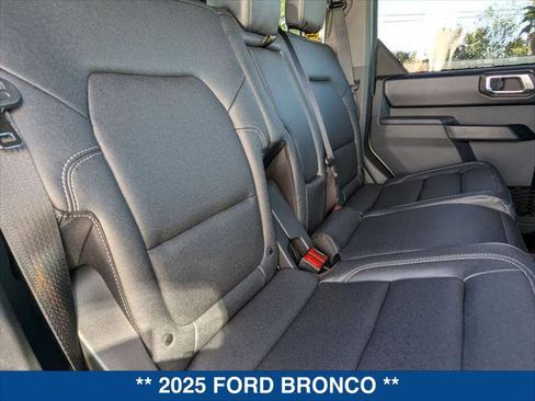 New 2025 Ford Bronco Badlands image 20