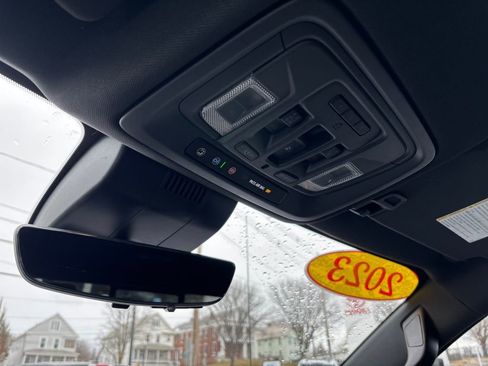 Used 2023 GMC Sierra 1500 AT4 w/ AT4 Premium Package image 31