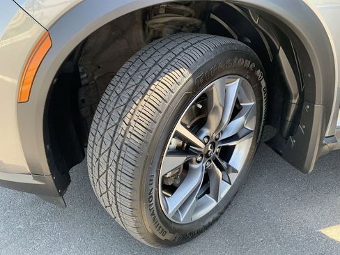 Used 2024 INFINITI QX60 Luxe AWD/4WD image 11