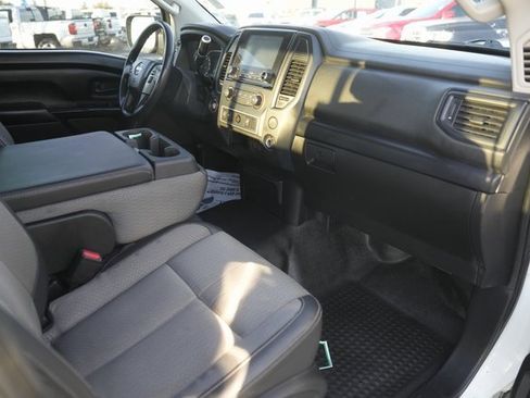 Used 2021 Nissan Titan S w/ S Utility Package image 17