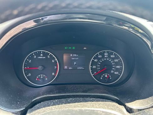 Used 2023 Kia Seltos EX AWD/4WD image 19