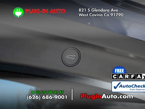 Used 2022 Tesla Model Y Long Range image 13