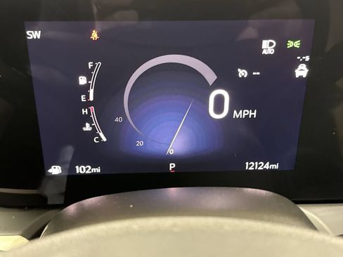 Used 2024 Buick Encore GX Sport Touring w/ Comfort Package FWD image 12