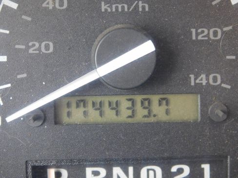 Used 1995 Ford F150 4x4 Regular Cab image 8