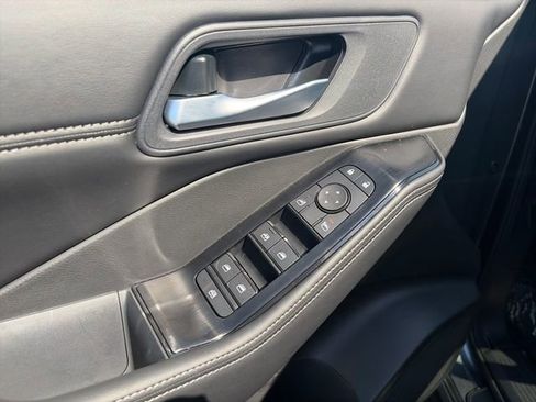 New 2026 Nissan Rogue SV AWD/4WD image 17