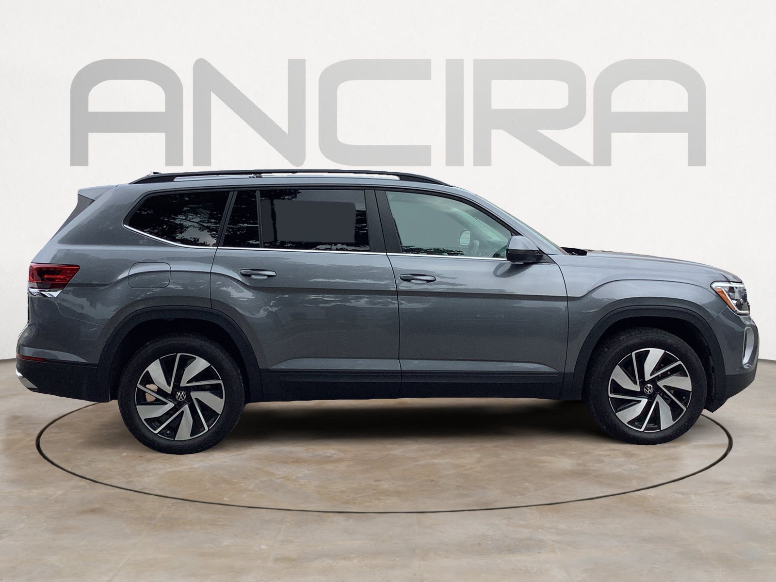 New 2025 Volkswagen Atlas SE FWD image 9