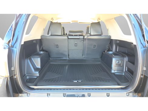 Used 2018 Toyota 4Runner SR5 image 32